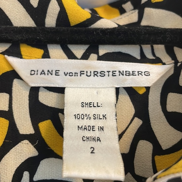 Diane von Furstenberg button up midi dress 100% silk - Picture 4 of 5